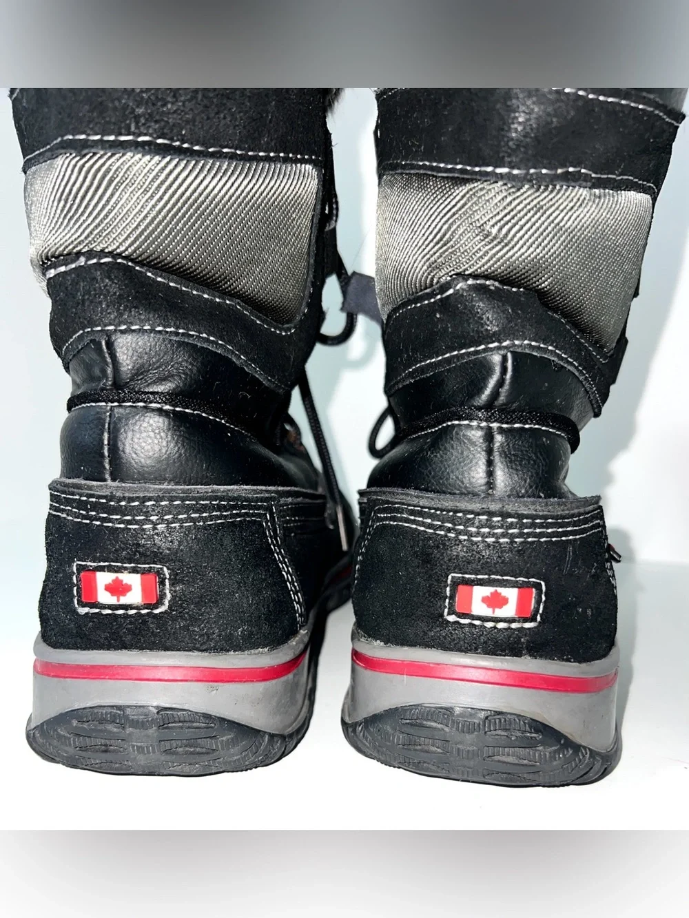 Pajar Canada Waterproof Winter Boots Black Faux Fur Lace Up Women’s 8.5 US / 39